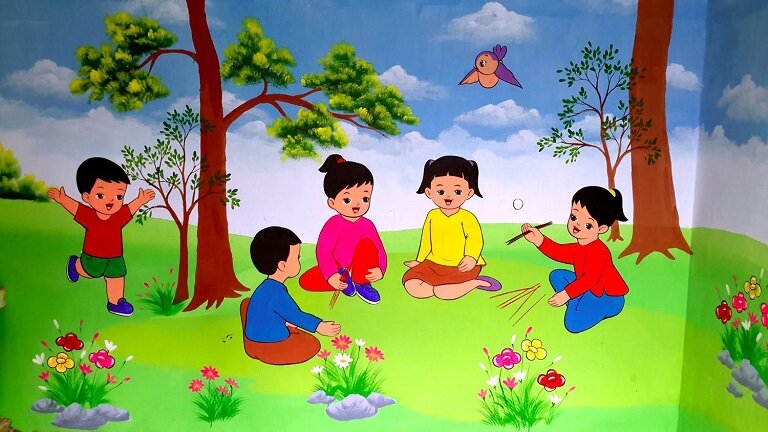 vẽ tranh tường mầm non