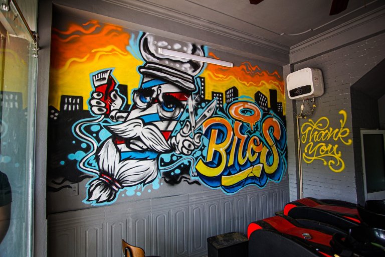 vẽ tranh tường barber