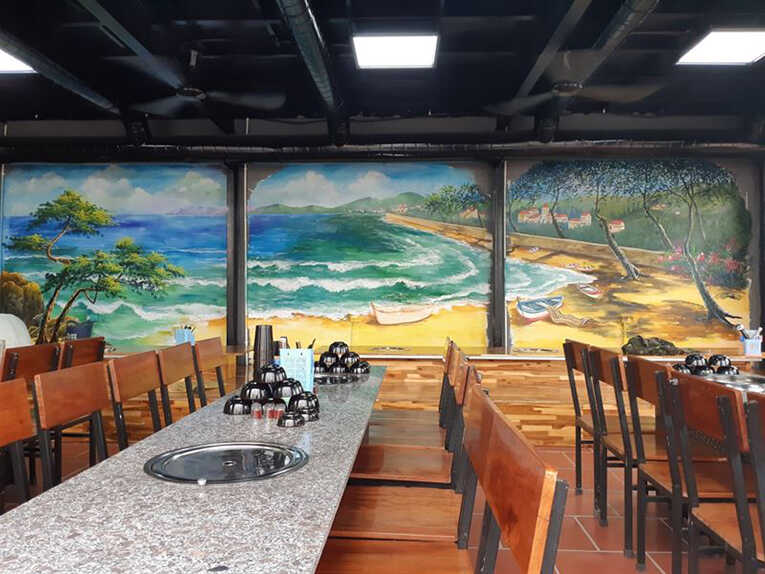 tranh vẽ tường nhà hàng