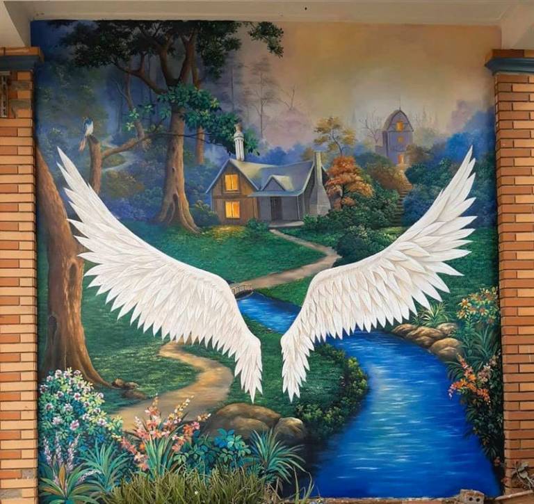 vẽ tranh tường đôi cánh thiên thần